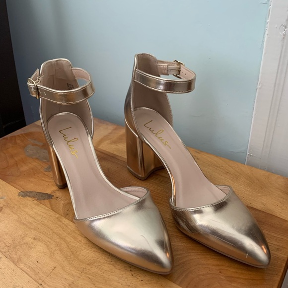 Lulus heels gold worn one time - Picture 1 of 3